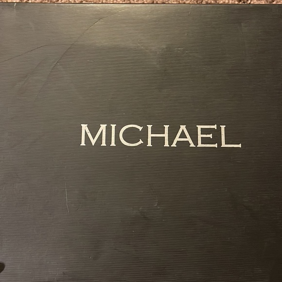 EUC Size 7 Women’s by Michael Shannon Rebeka Taupe Lace Up Wedge Bootie - Picture 15 of 15